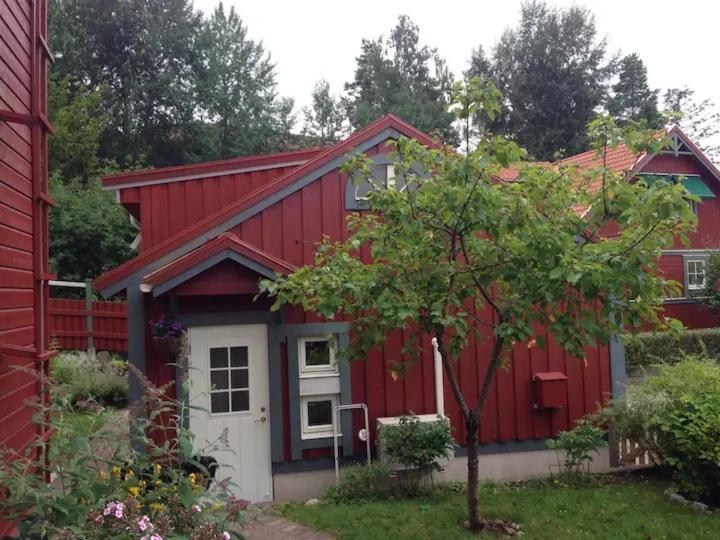 Lilla Gaeststugan Uppsala Exterior photo